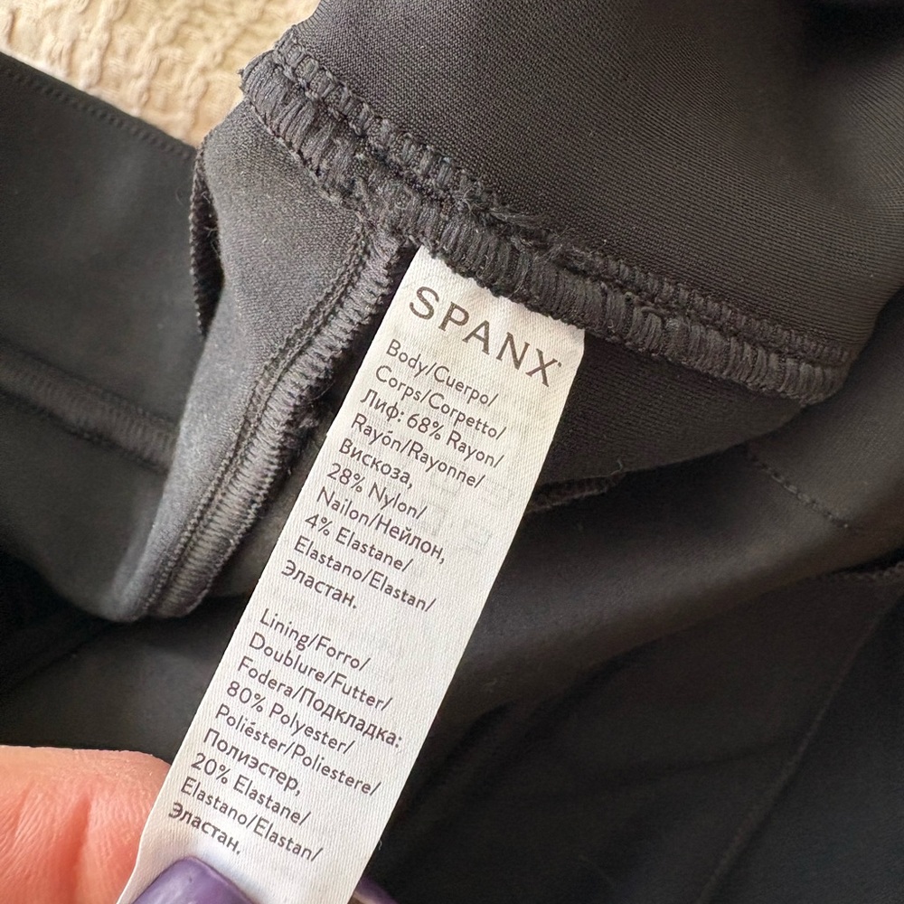 SPANX NWT Hi-rise flare in ponte classic black pants. Size large tall. - Picture 5 of 10
